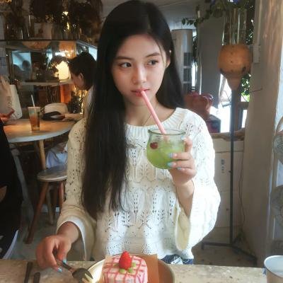 想被拥抱的12个女人